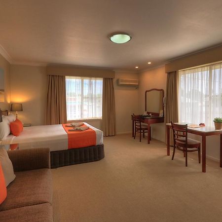 Endeavour Court Motor Inn Dubbo Luaran gambar
