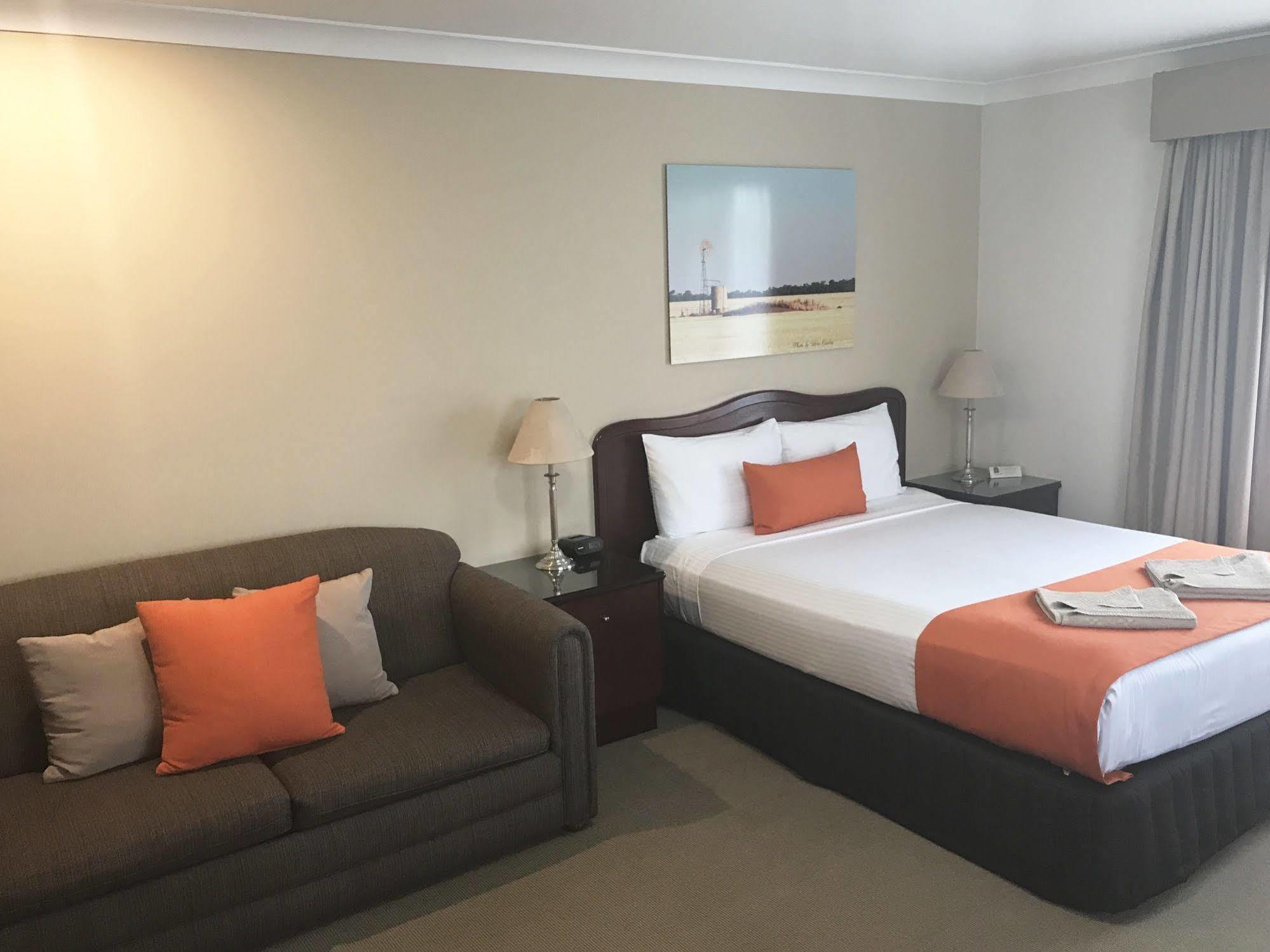 Endeavour Court Motor Inn Dubbo Luaran gambar